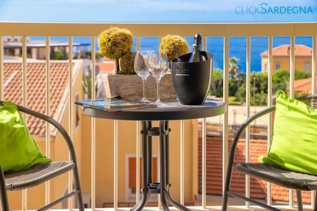 Apartment Tudor Flat Sea View With Wifi Unlimited, Next To The Sea Alghero