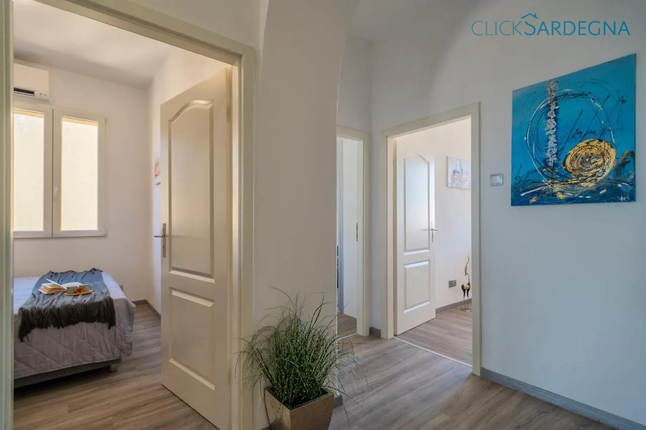 Apartment Tudor Flat Sea View With Wifi Unlimited, Next To The Sea Alghero