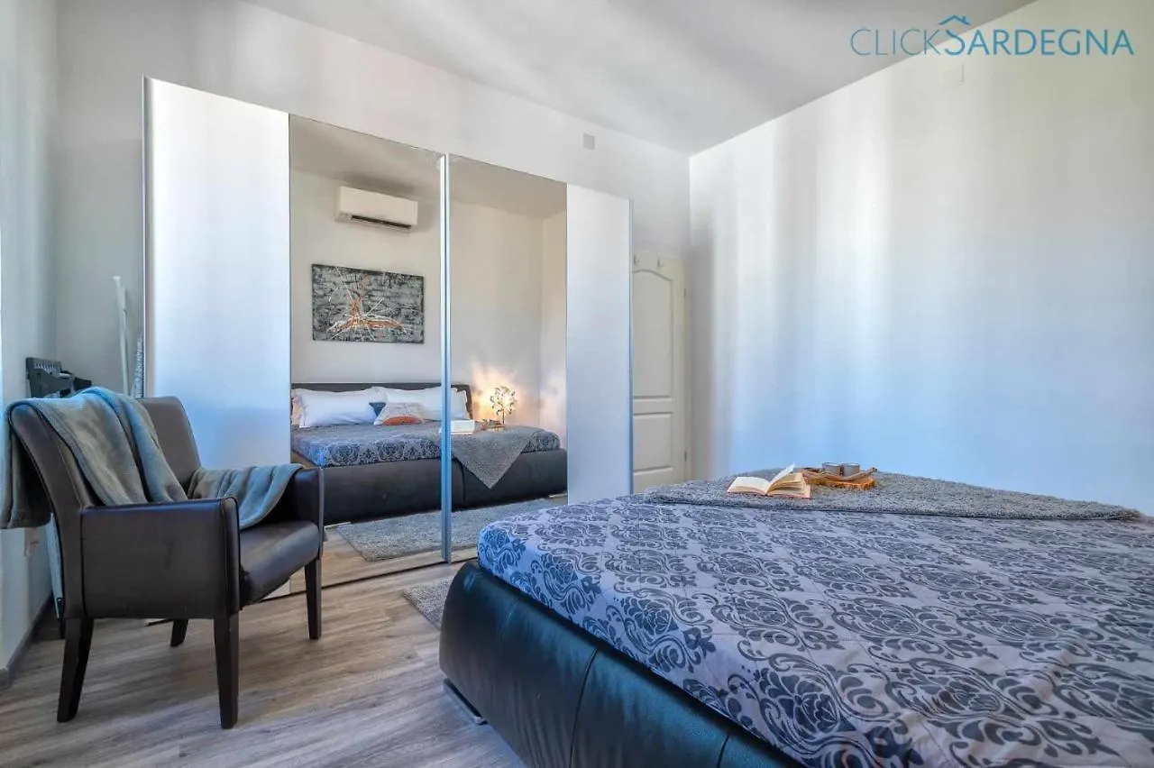 Tudor Flat Sea View With Wifi Unlimited, Next To The Sea Alghero Apartment